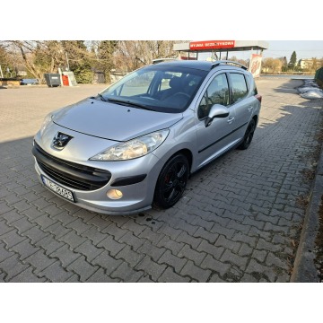 Peugeot 207 - 1.4 benzyna klimatyzacja ważne opłaty