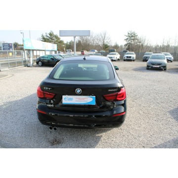 BMW 3GT  Hatchback 2019,  2.0 benzyna, automat - Na sprzedaż za 78 900 zł - Warszawa - zdjęcie 7