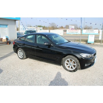 BMW 3GT  Hatchback 2019,  2.0 benzyna, automat - Na sprzedaż za 78 900 zł - Warszawa - zdjęcie 5