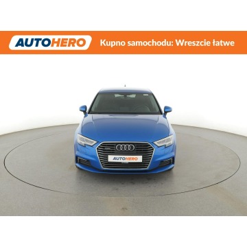 Audi A3  Hatchback 2017,  1.4 hybryda, automat - Na sprzedaż za 46 200 zł - Warszawa - zdjęcie 11