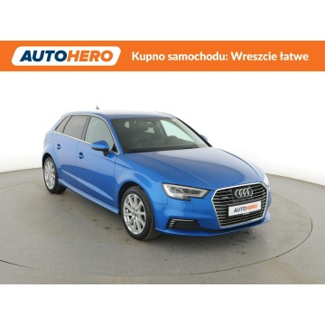Audi A3  Hatchback 2017,  1.4 hybryda, automat - Na sprzedaż za 46 200 zł - Warszawa - zdjęcie 10