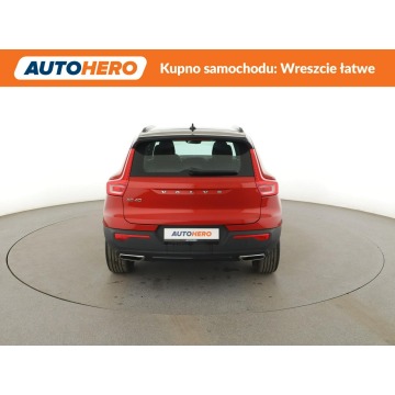 Volvo   SUV 2020,  1.5 hybryda, automat - Na sprzedaż za 89 600 zł - Warszawa - zdjęcie 6