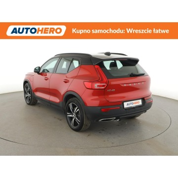 Volvo   SUV 2020,  1.5 hybryda, automat - Na sprzedaż za 89 600 zł - Warszawa - zdjęcie 4