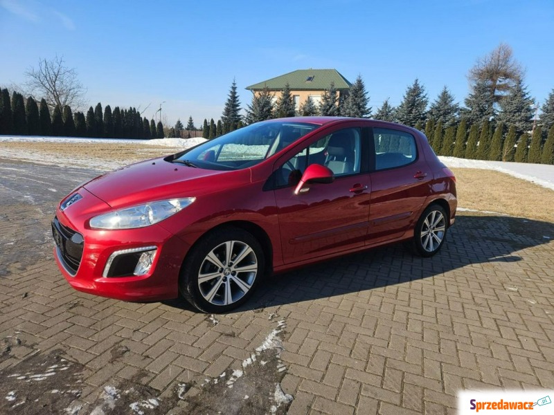 Peugeot 308  Liftback 2011,  1.6 benzyna - Na sprzedaż za 14 900 zł - Kutno