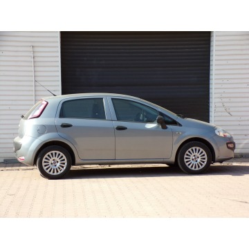 Fiat Punto Evo  Hatchback 2010,  1.2 benzyna - Na sprzedaż za 13 790 zł - Mikołów - zdjęcie 12