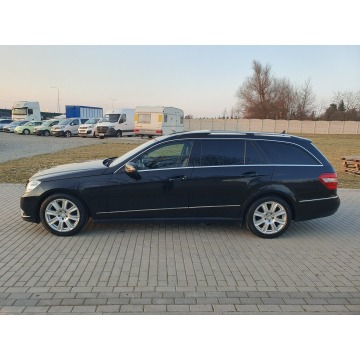 Mercedes - Benz E-klasa  Kombi 2012,  3.0 diesel, automat - Na sprzedaż za 38 500 zł - Strobice - zdjęcie 3
