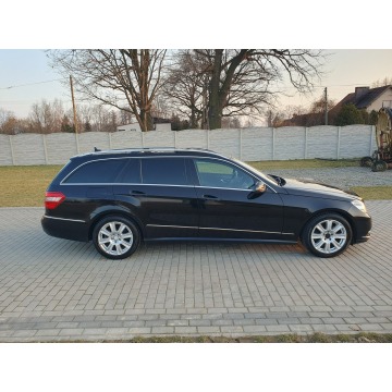 Mercedes - Benz E-klasa  Kombi 2012,  3.0 diesel, automat - Na sprzedaż za 38 500 zł - Strobice - zdjęcie 10