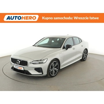 Volvo S60 - FV23% R-Design PHEV T8 automat AWD panorama navi kamera 360 HarmanKard
