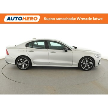 Volvo S60  Sedan/Limuzyna 2019,  2.0 hybryda, automat - Na sprzedaż za 94 300 zł - Warszawa - zdjęcie 9