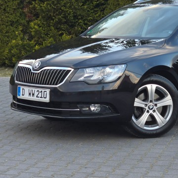 Skoda Superb 2015,  2.0 diesel, automat - Na sprzedaż za 39 900 zł - Ostrów Mazowiecka - zdjęcie 5