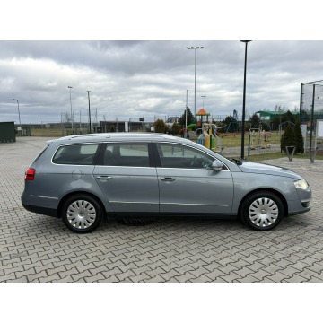 Volkswagen Passat  Kombi 2009,  1.4 benzyna, automat - Na sprzedaż za 10 999 zł - Knurów - zdjęcie 7