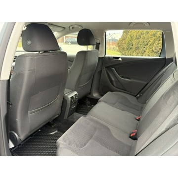 Volkswagen Passat  Kombi 2009,  1.4 benzyna, automat - Na sprzedaż za 10 999 zł - Knurów - zdjęcie 10