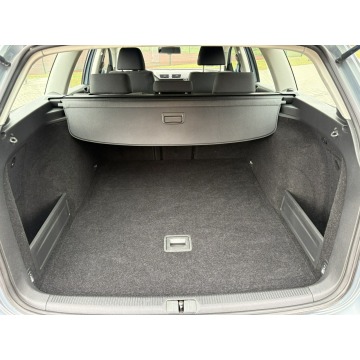 Volkswagen Passat  Kombi 2009,  1.4 benzyna, automat - Na sprzedaż za 10 999 zł - Knurów - zdjęcie 11