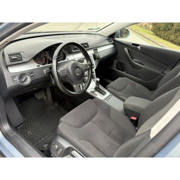 Volkswagen Passat  Kombi 2009,  1.4 benzyna, automat - Na sprzedaż za 10 999 zł - Knurów - zdjęcie 9