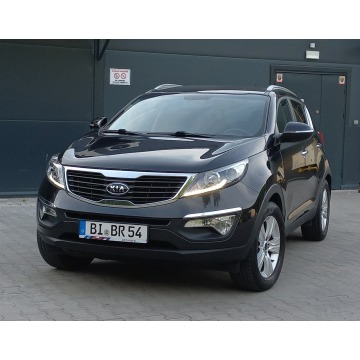 Kia Sportage - *2.0i*benzyna*KLiMAtyzacja*alufelgi*BARDZO ŁADNA*z Niemiec*
