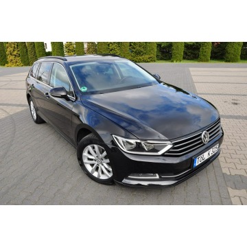 Volkswagen Passat 2015,  2.0 diesel - Na sprzedaż za 37 900 zł - Ostrów Mazowiecka - zdjęcie 12