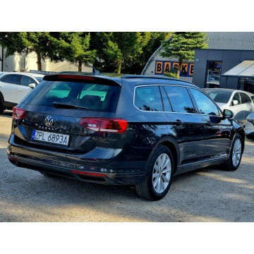 Volkswagen Passat  Kombi 2022,  1.5 benzyna, automat - Na sprzedaż za 66 900 zł - Szczecin - zdjęcie 6