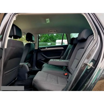 Volkswagen Passat  Kombi 2022,  1.5 benzyna, automat - Na sprzedaż za 66 900 zł - Szczecin - zdjęcie 11