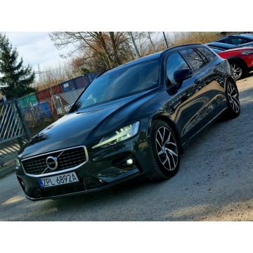Volvo V60  Kombi 2019,  2.0 diesel, automat - Na sprzedaż za 73 900 zł - Szczecin - zdjęcie 2
