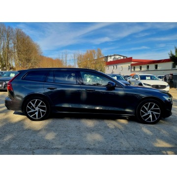 Volvo V60  Kombi 2019,  2.0 diesel, automat - Na sprzedaż za 73 900 zł - Szczecin - zdjęcie 6