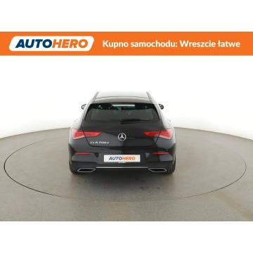 Mercedes - Benz CLA-klasa  Kombi 2020,  2.0 diesel, automat - Na sprzedaż za 72 000 zł - Warszawa - zdjęcie 6