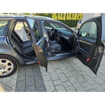 Audi A4  Kombi 2006,  2.0 benzyna, automat - Na sprzedaż za 12 900 zł - Strzegom - zdjęcie 6