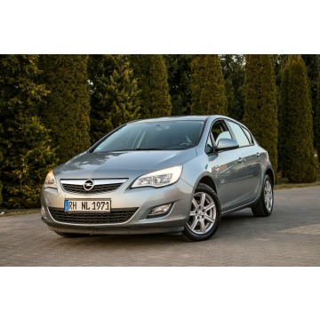 Opel Astra  Hatchback 2011,  1.4 benzyna - Na sprzedaż za 18 900 zł - Ostrów Mazowiecka - zdjęcie 2