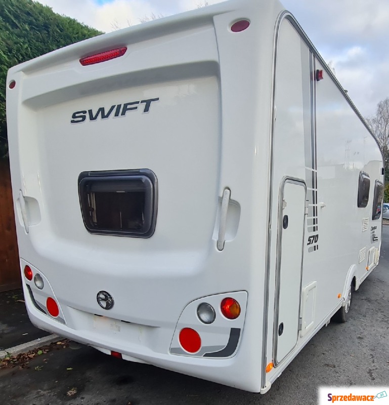Przyczepa kempingowa Swift Charisma 570 6-7 miejsc... - Przyczepy kempingowe - Ruda Śląska