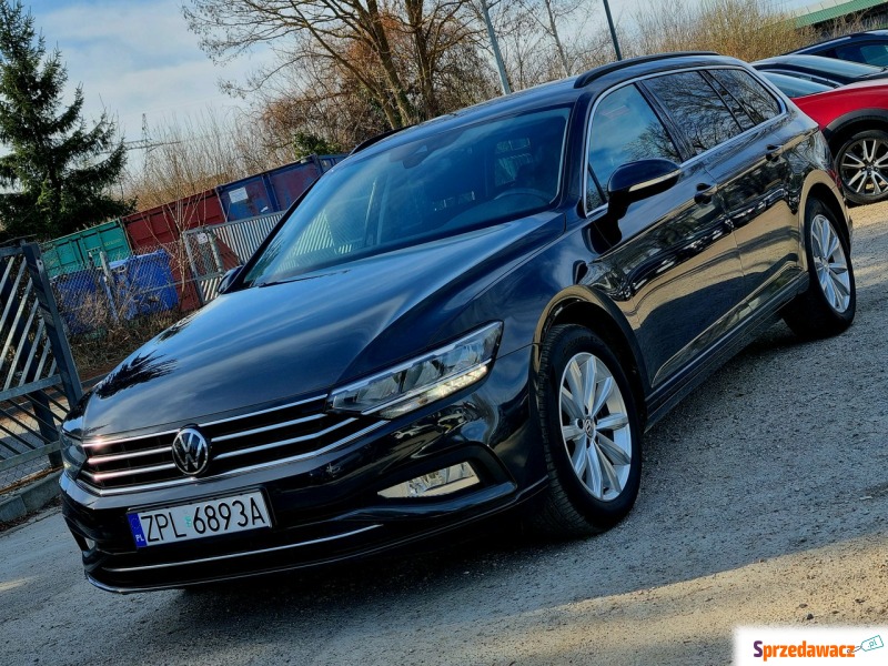 Volkswagen Passat  Kombi 2022,  1.5 benzyna, automat - Na sprzedaż za 66 900 zł - Szczecin