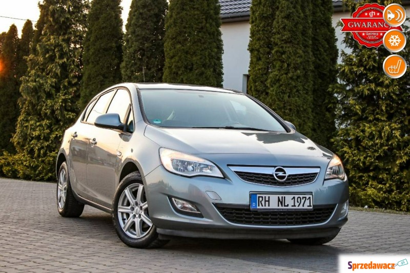 Opel Astra  Hatchback 2011,  1.4 benzyna - Na sprzedaż za 18 900 zł - Ostrów Mazowiecka