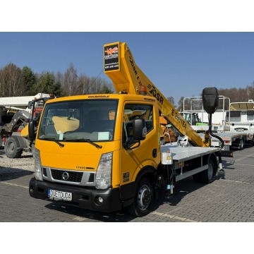Nissan  2016,  2.5 diesel - Na sprzedaż za 257 070 zł - Widełki - zdjęcie 5