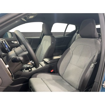 Volvo   SUV 2022,  2.0 benzyna, automat - Na sprzedaż za 100 800 zł - Warszawa - zdjęcie 10