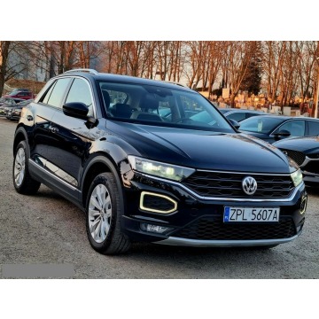 Volkswagen T-Roc  SUV 2019,  2.0 diesel, automat - Na sprzedaż za 72 900 zł - Szczecin - zdjęcie 3
