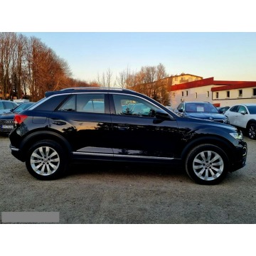 Volkswagen T-Roc  SUV 2019,  2.0 diesel, automat - Na sprzedaż za 72 900 zł - Szczecin - zdjęcie 4