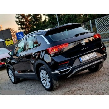 Volkswagen T-Roc  SUV 2019,  2.0 diesel, automat - Na sprzedaż za 72 900 zł - Szczecin - zdjęcie 7