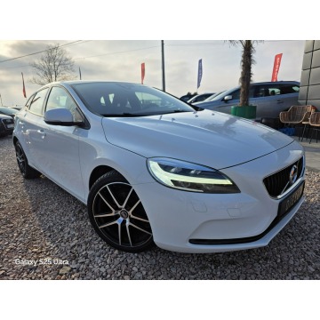 Volvo V40  Hatchback 2017,  2.0 diesel - Na sprzedaż za 41 999 zł - Nowe Sójki - zdjęcie 3