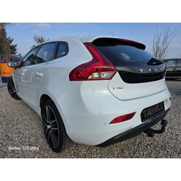 Volvo V40  Hatchback 2017,  2.0 diesel - Na sprzedaż za 41 999 zł - Nowe Sójki - zdjęcie 7