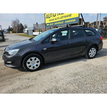 Opel Astra 2016,  1.4 benzyna - Na sprzedaż za 32 000 zł - Warszawa - zdjęcie 3