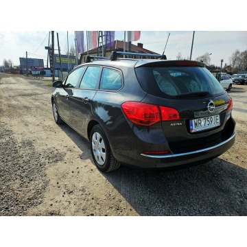 Opel Astra 2016,  1.4 benzyna - Na sprzedaż za 32 000 zł - Warszawa - zdjęcie 8