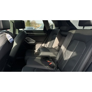 Audi Q3  SUV 2021,  2.0 benzyna, automat - Na sprzedaż za 99 900 zł - Gdynia - zdjęcie 8
