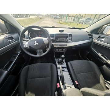 Mitsubishi Lancer  Hatchback 2014,  1.6 benzyna - Na sprzedaż za 32 000 zł - Warszawa - zdjęcie 7