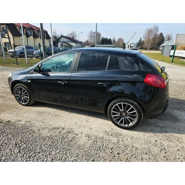 Fiat Bravo  Hatchback 2011,  1.4 benzyna - Na sprzedaż za 17 000 zł - Warszawa - zdjęcie 4