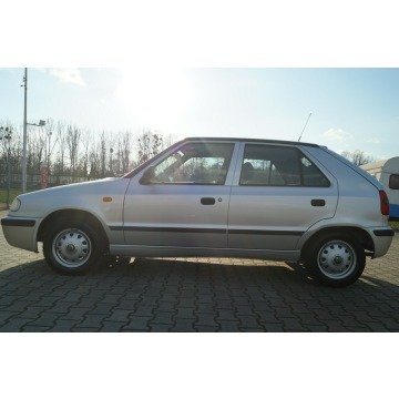 Skoda Felicia  Hatchback 2000,  1.3 benzyna - Na sprzedaż za 10 900 zł - Goczałkowice-Zdrój - zdjęcie 12