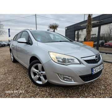Opel Astra 2011,  1.4 benzyna - Na sprzedaż za 14 999 zł - Nowe Sójki - zdjęcie 4
