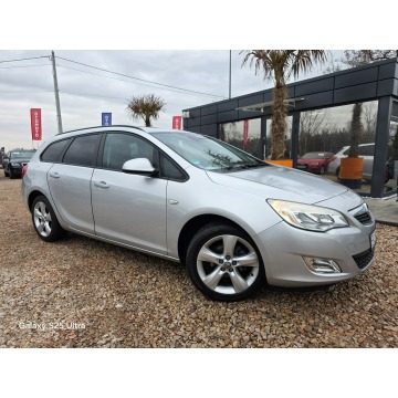 Opel Astra 2011,  1.4 benzyna - Na sprzedaż za 14 999 zł - Nowe Sójki - zdjęcie 6