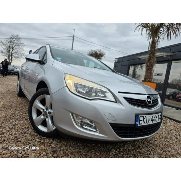 Opel Astra 2011,  1.4 benzyna - Na sprzedaż za 14 999 zł - Nowe Sójki - zdjęcie 3
