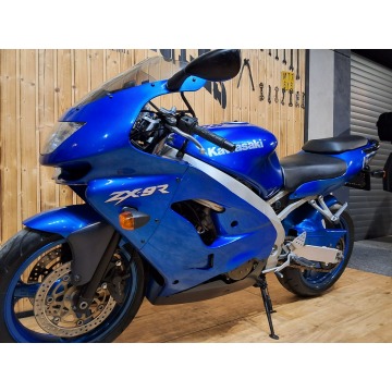Kawasaki Ninja - Piękny klasyk NINJA 900 Stan... - Motocykle sportowe - Bicz - zdjęcie 9