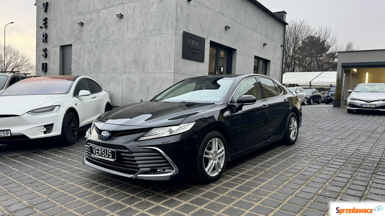 Toyota Camry 2021