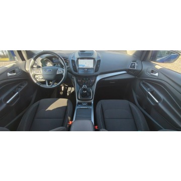 Ford Kuga  SUV 2017,  1.5 benzyna - Na sprzedaż za 52 900 zł - Goczałkowice-Zdrój - zdjęcie 8