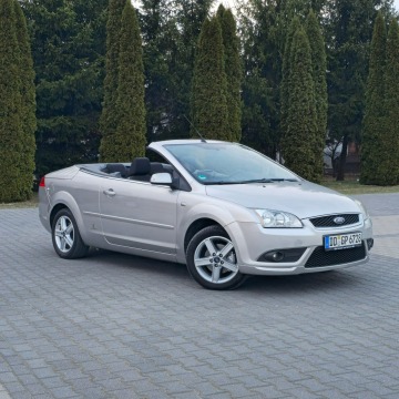 Ford Focus  Kabriolet 2007,  1.6 benzyna - Na sprzedaż za 12 500 zł - Ostrów Mazowiecka - zdjęcie 11